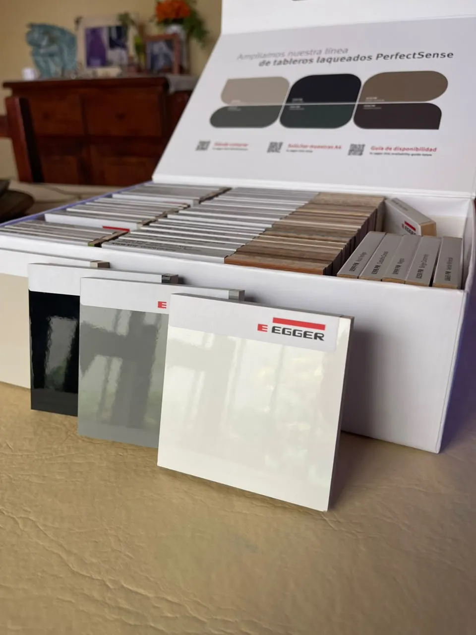 Detalle de materiales y terminaciones de un mueble de Designio